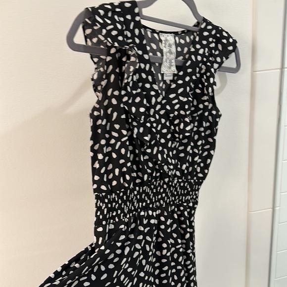 Sadie & Sage XS dress. Black with white asymmetrical dots. Rarely worn. - Picture 7 of 7
